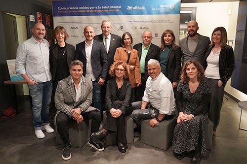 Els millors cuiners de Catalunya i un grup de psicòlogues d’Althaia publiquen un llibre únic que uneix emocions i receptes de cuina