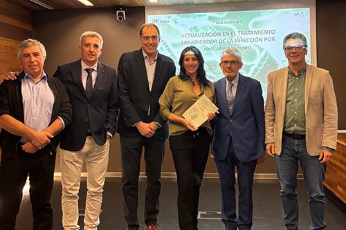 La Dra. Llum Olmedo, Excel·lent Cum Laude per la seva tesi doctoral