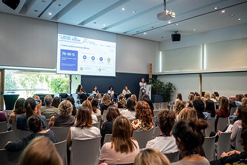 Més de 300 professionals de l’àmbit de la cirurgia debaten sobre innovació, IA, cirurgia robòtica i cures avançades